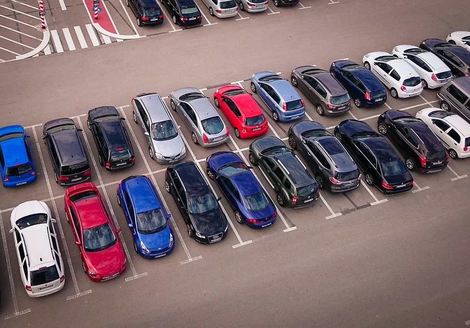Création et implémentation d'une plateforme de prédiction de la disponibilité des places de parking automobiles.